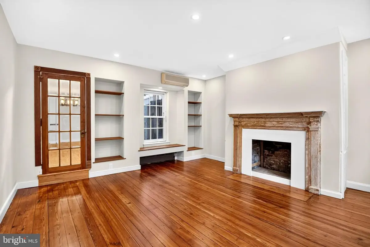 108 Kenilworth St, Philadelphia, PA 19147 - #1