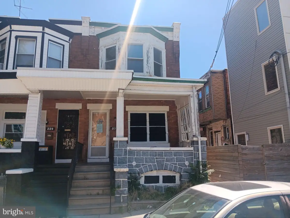 231 S 61st St, Philadelphia, PA 19139 - #1