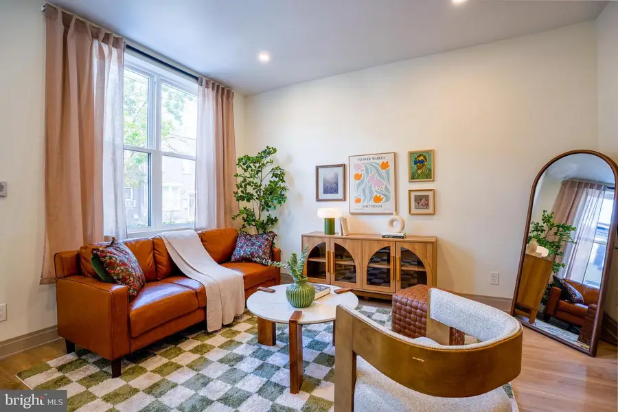 526 Moore St, Philadelphia, PA 19148 - #3