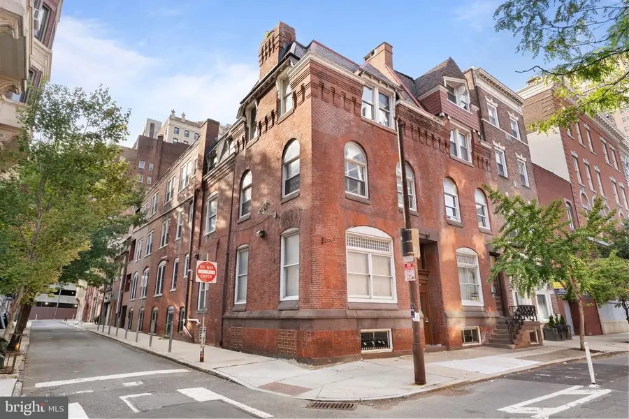 242 S 13th St #e, Philadelphia, PA 19107 - #3