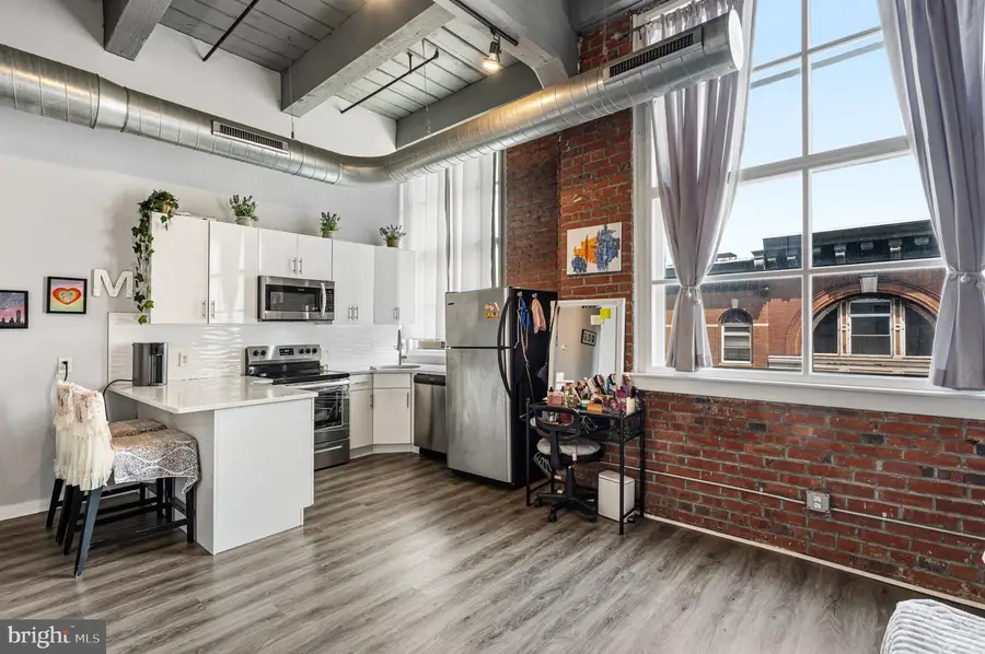 1010-00 Arch St #513, Philadelphia, PA 19107 - #2