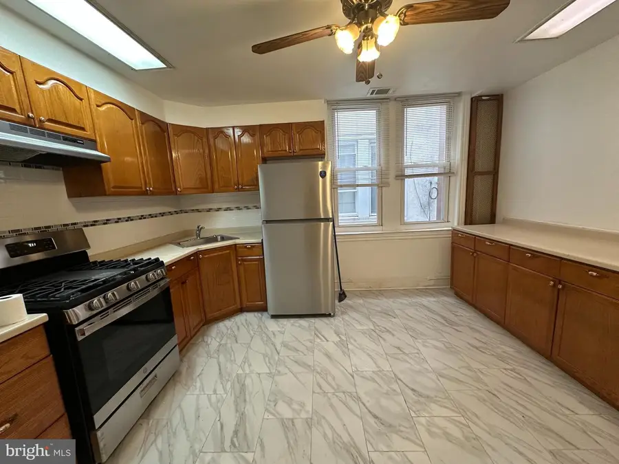 705 S 6th St, Philadelphia, PA 19147 - #2