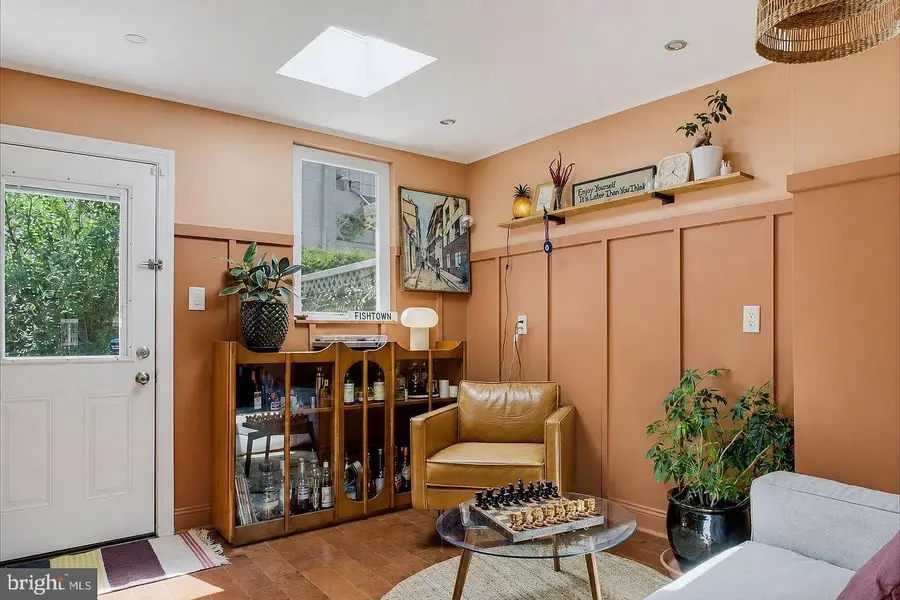2356 E York St, Philadelphia, PA 19125 - #3