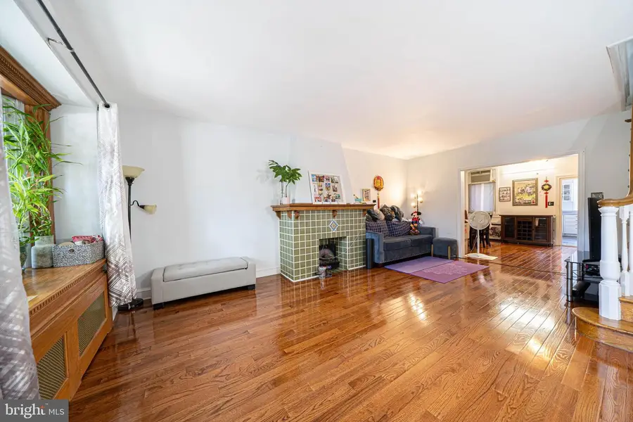 3241 Wellington St, Philadelphia, PA 19149 - #2