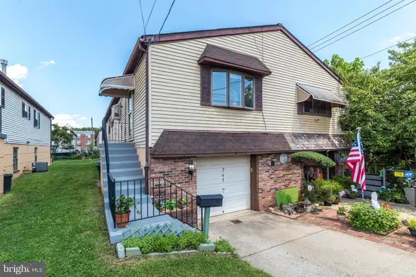741-00 Brighton St, PHILADELPHIA, PA 19111