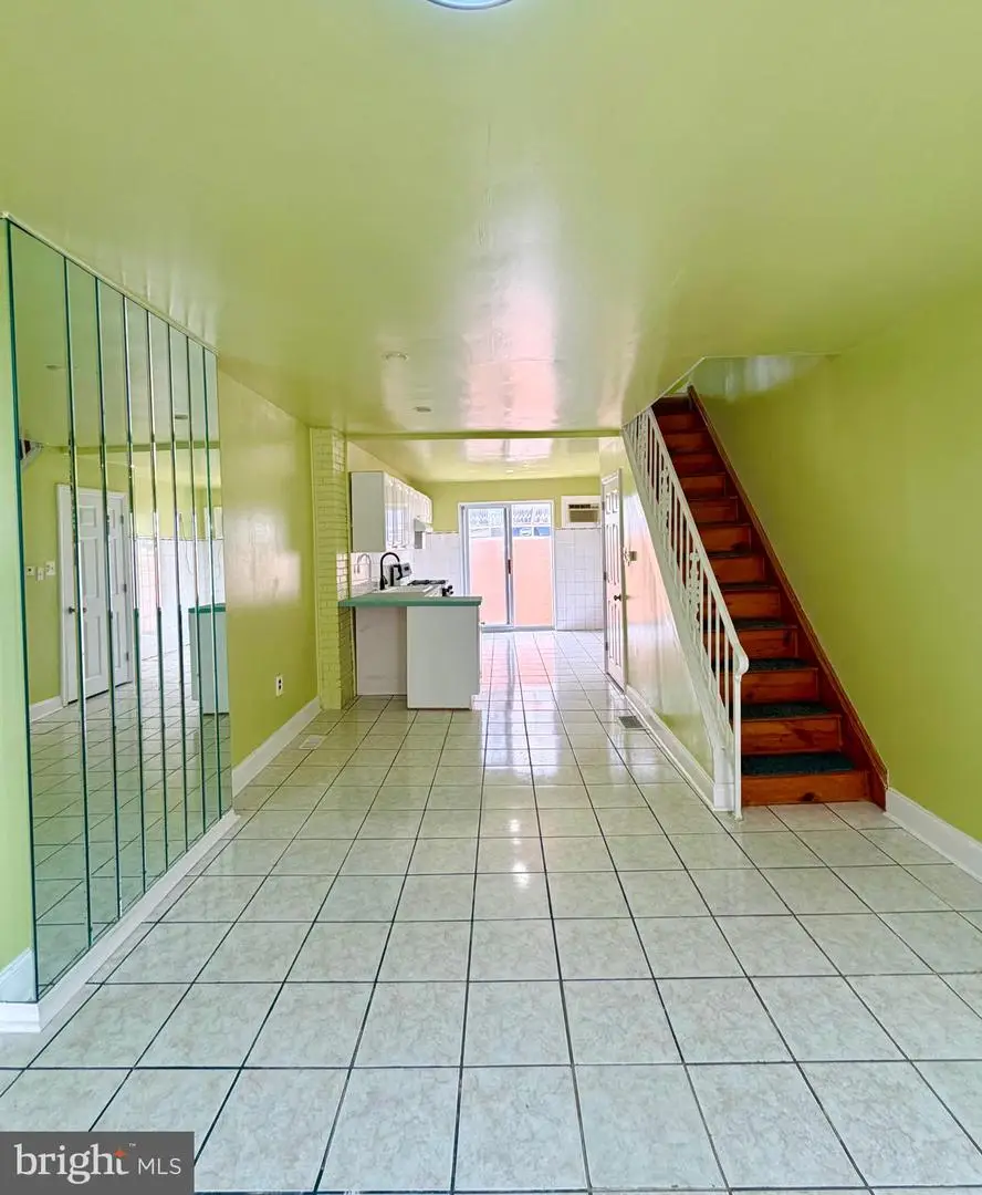 916 Sigel St, Philadelphia, PA 19148 - #2