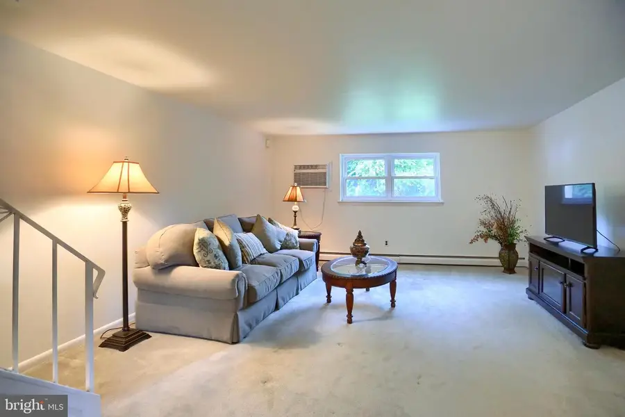 7321 Valley Ave, Philadelphia, PA 19128 - #3