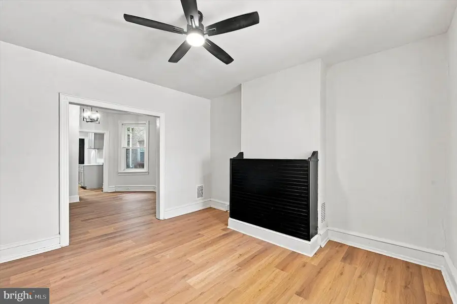 6325 Reedland St, Philadelphia, PA 19142 - #3
