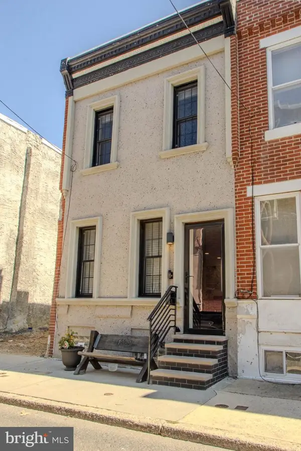1239 S Newkirk St, PHILADELPHIA, PA 19146