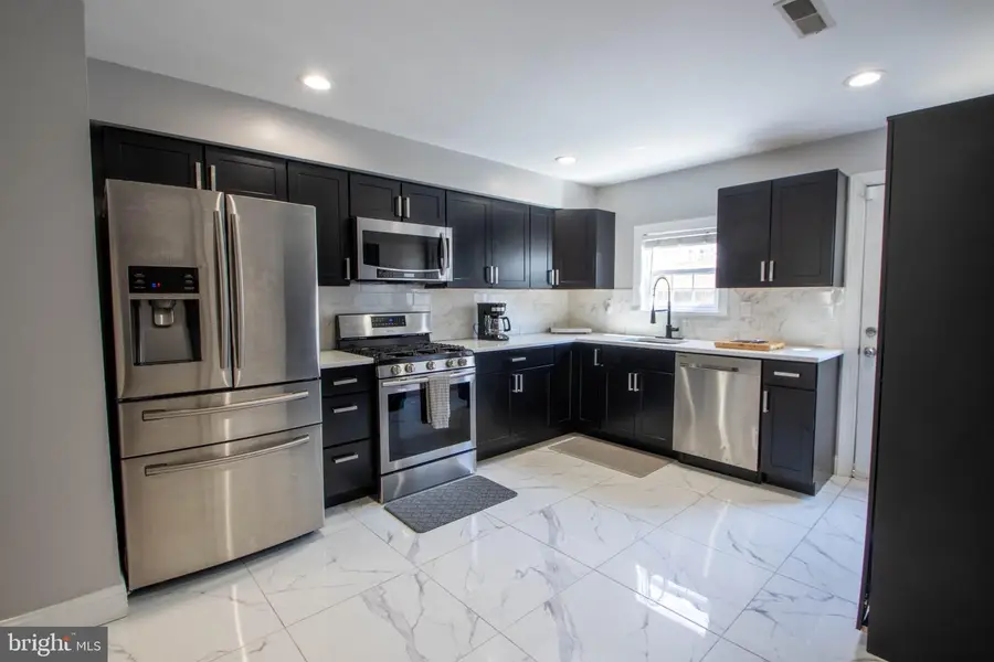 1239 S Newkirk St, Philadelphia, PA 19146 - #3