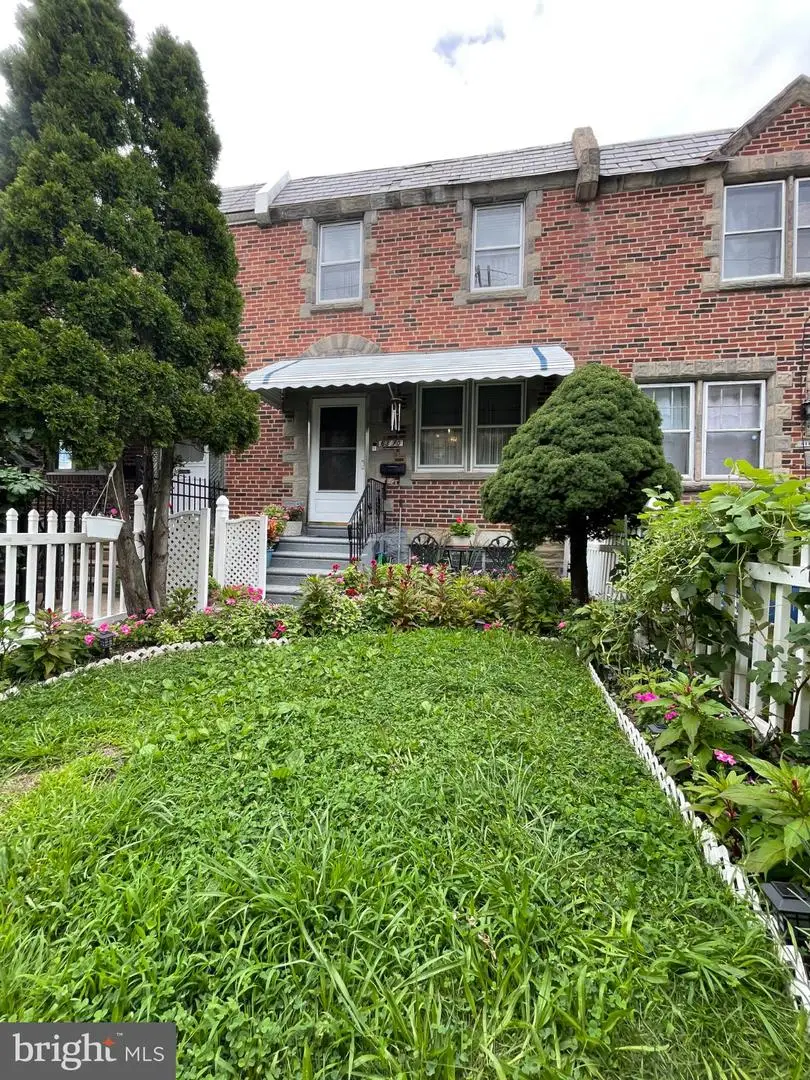 6310 Battersby St, Philadelphia, PA 19149 - #1
