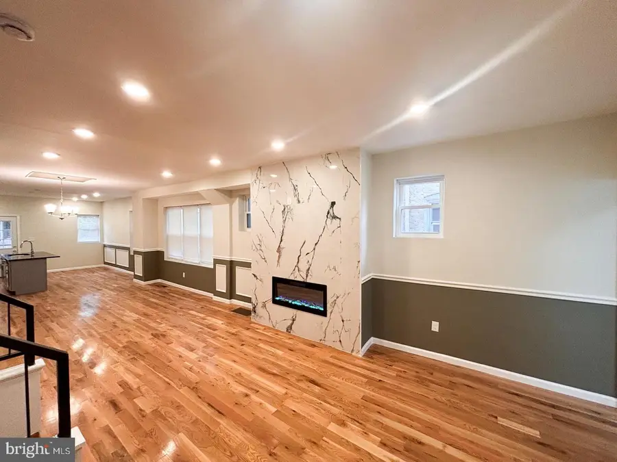 6723 N Carlisle St, Philadelphia, PA 19126 - #2