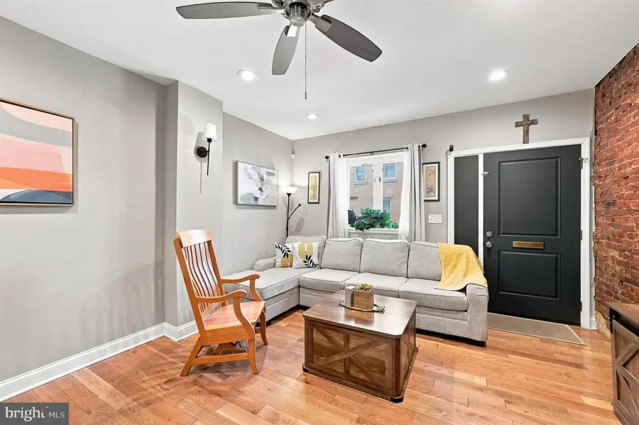 2527 S Fairhill St, Philadelphia, PA 19148 - #3