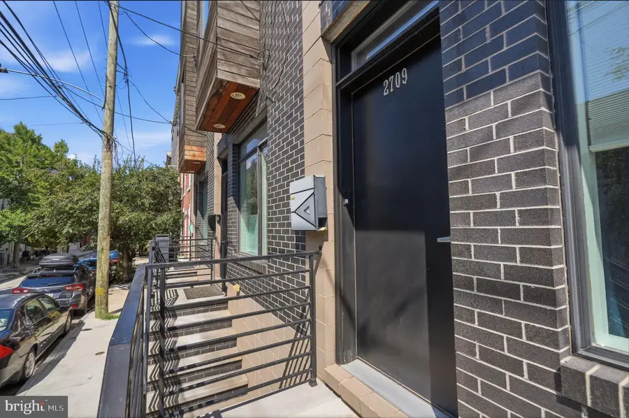 2709 Cambridge St, Philadelphia, PA 19130 - #2