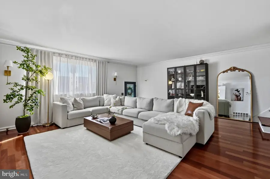 3218 Chelsea Pl, Philadelphia, PA 19114 - #3