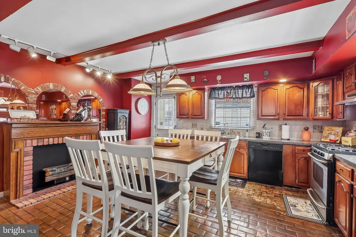 701 Johnston St, Philadelphia, PA 19148 - #1