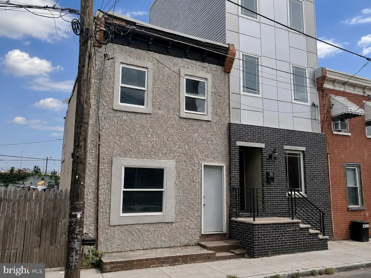 2309 E Cabot St, Philadelphia, PA 19125 - #1