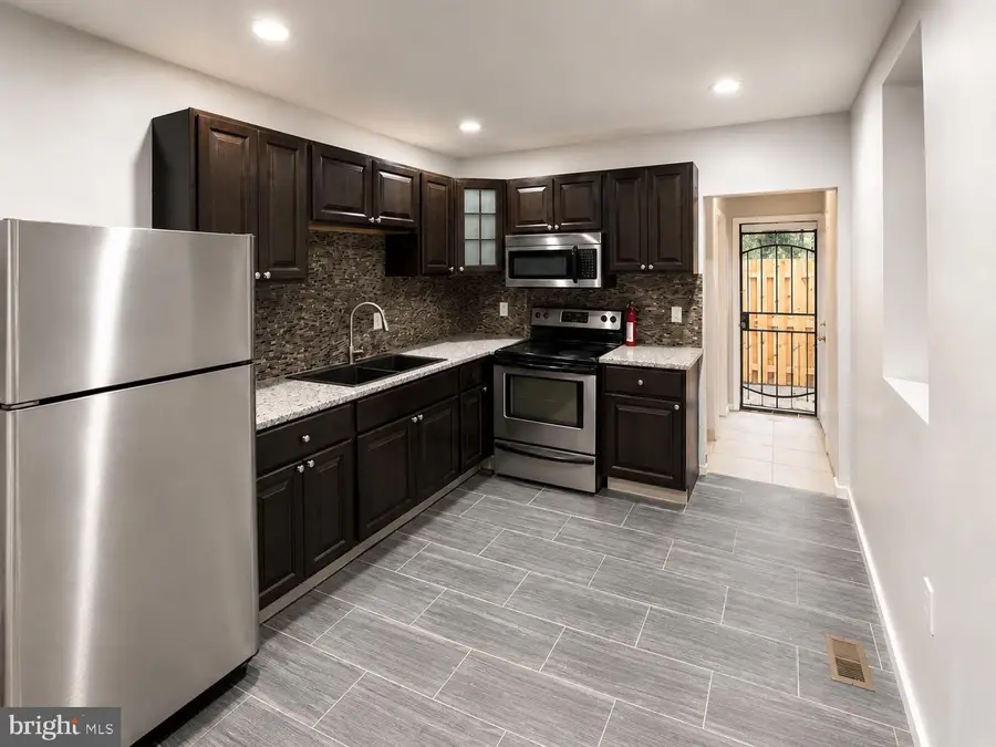 6054 Upland St, Philadelphia, PA 19142 - #3