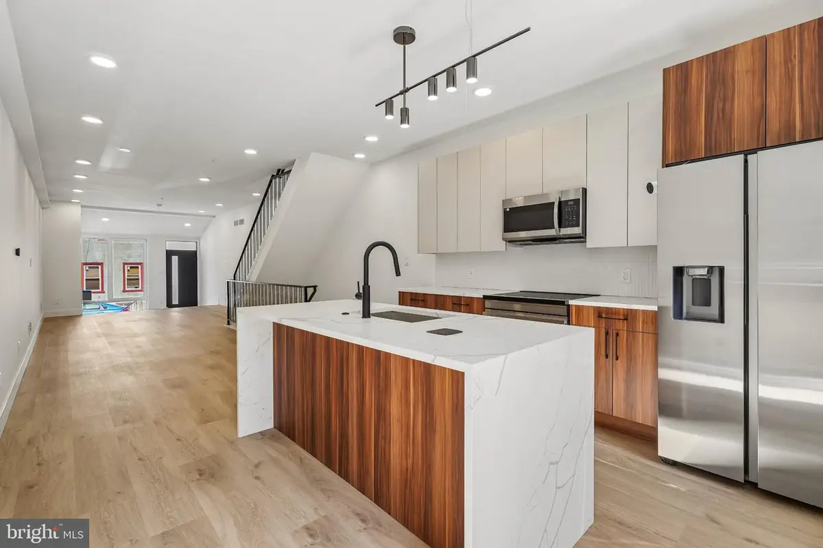 28 E Pleasant St, Philadelphia, PA 19119 - #1