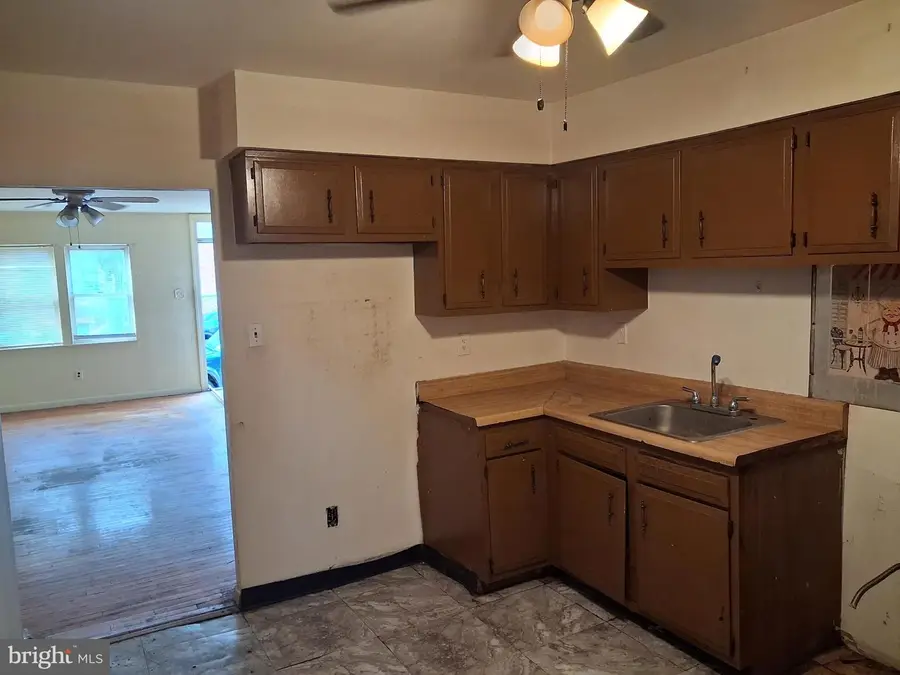 1531 S 27th St, Philadelphia, PA 19146 - #3