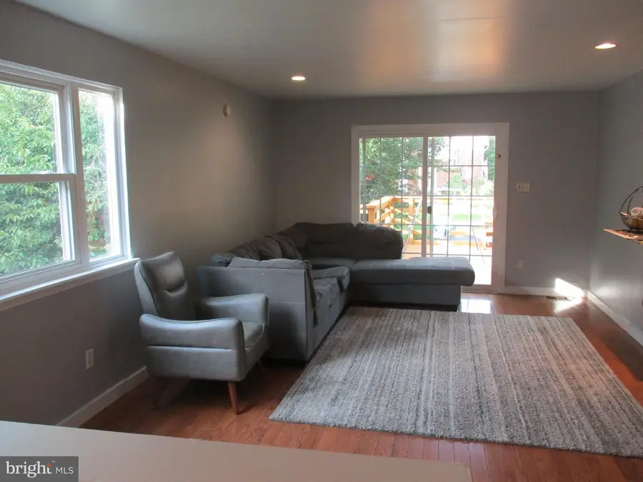 1537 Stoney Ln #b, Philadelphia, PA 19115 - #3