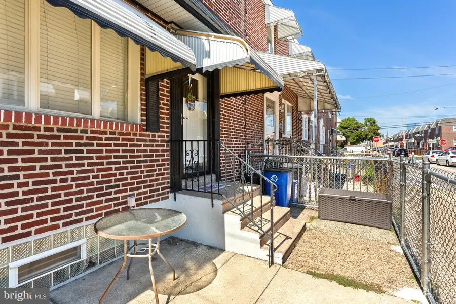 1810 S Dover St, Philadelphia, PA 19145 - #3