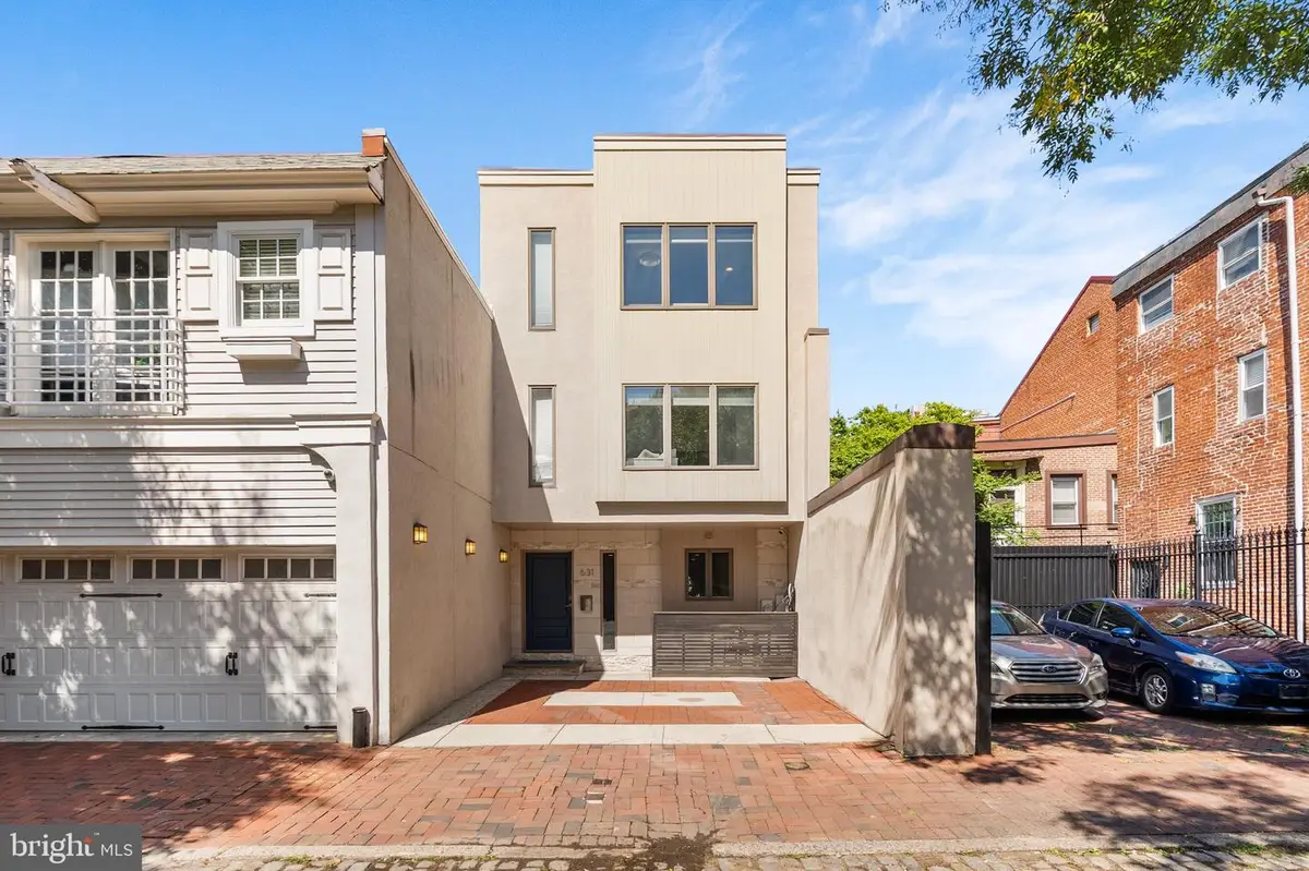 631 Addison St, Philadelphia, PA 19147 - #1