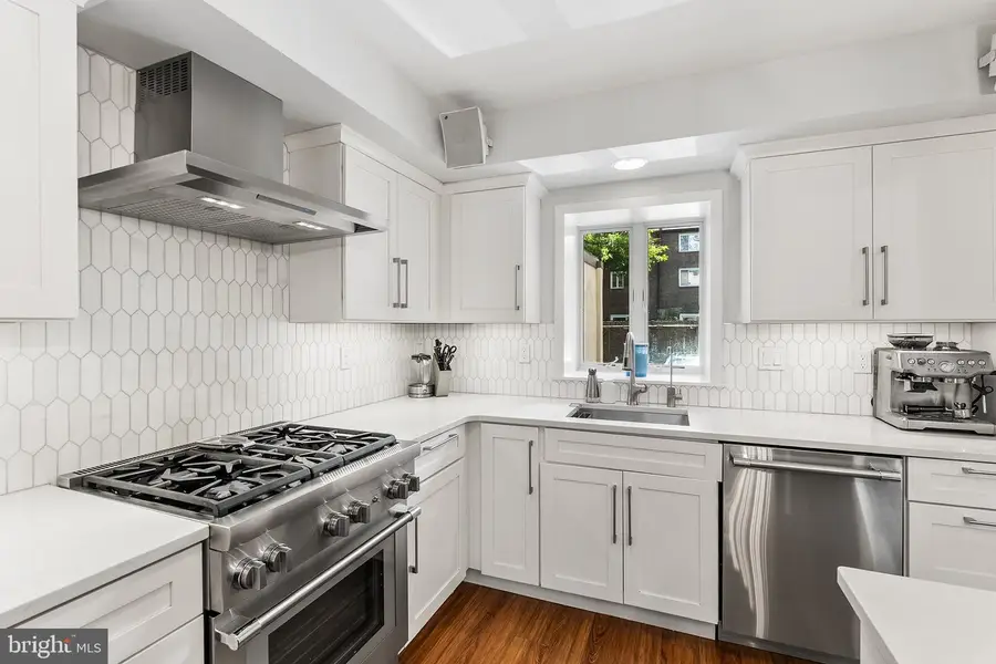 631 Addison St, Philadelphia, PA 19147 - #3