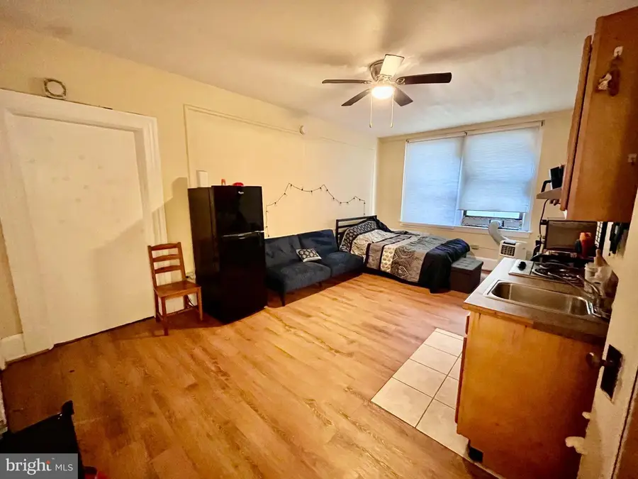 1324 Locust St #314, Philadelphia, PA 19107 - #3