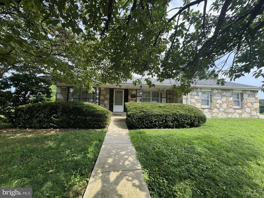 119 Almatt Ter, Philadelphia, PA 19115 - #2