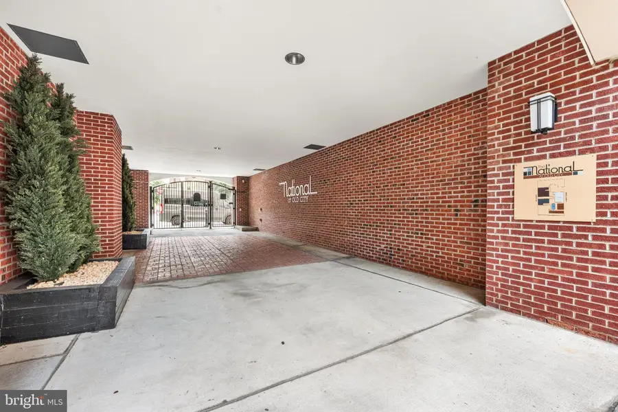 130 N 2nd St #4e2, Philadelphia, PA 19106 - #2