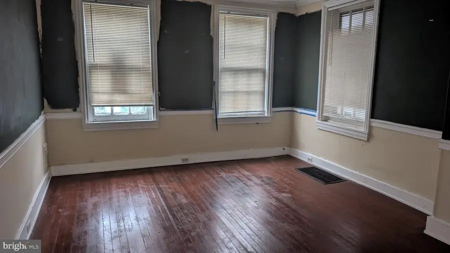 126 W Queen Ln, Philadelphia, PA 19144 - #3