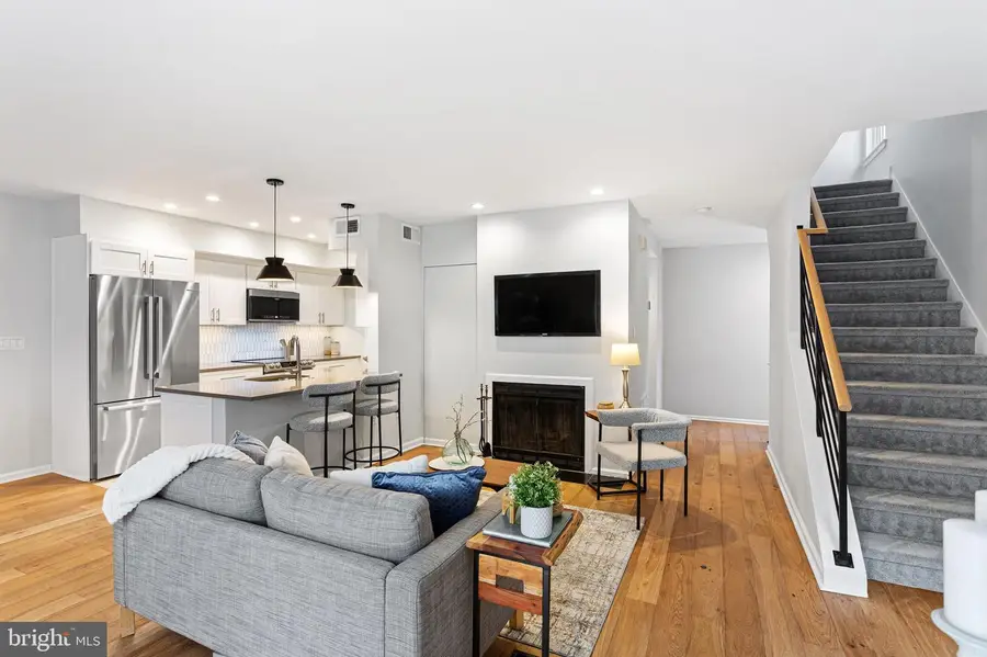 1119 Pine St #206, Philadelphia, PA 19107 - #3