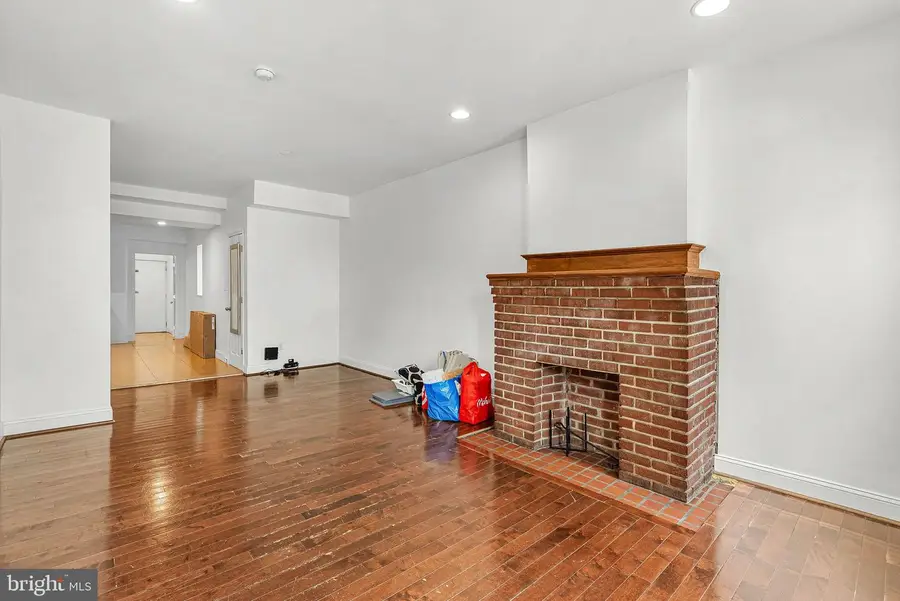 903 S 13th St, Philadelphia, PA 19147 - #2