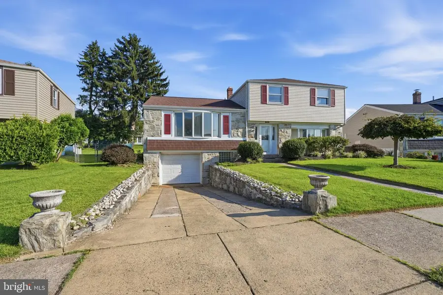 809 Regina St, Philadelphia, PA 19116 - #3