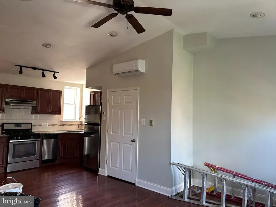 1421 S 20th St, Philadelphia, PA 19146 - #3