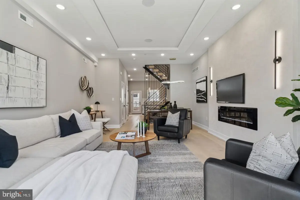 1440 S Front St, Philadelphia, PA 19147 - #1