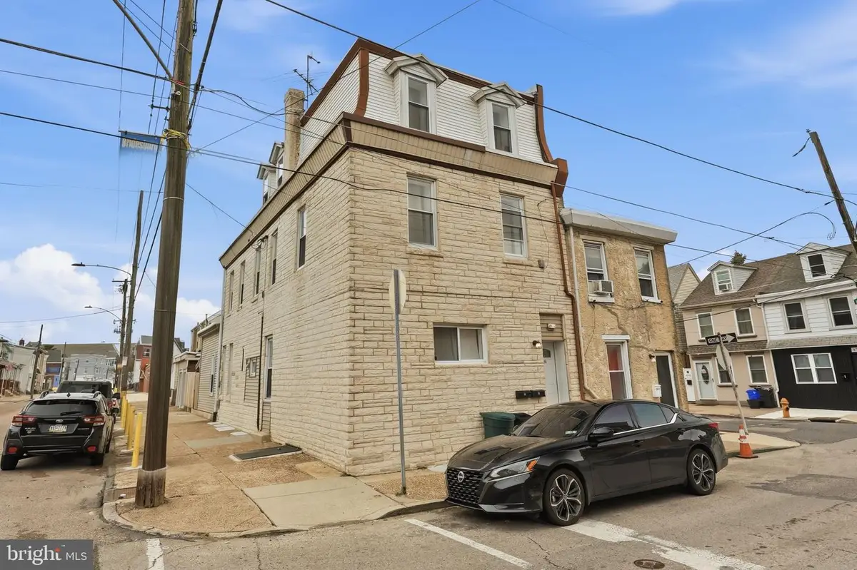 2638 Pratt St, Philadelphia, PA 19137 - #1