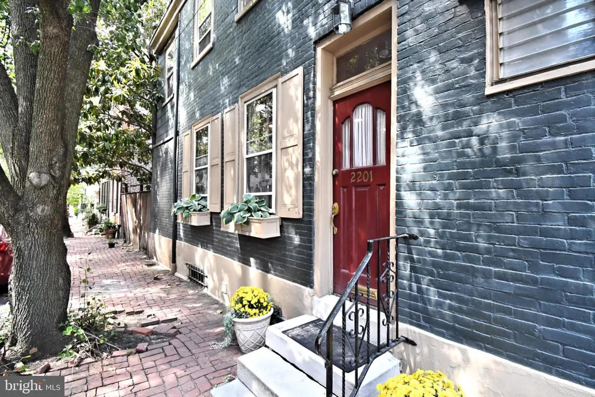 242 S 22nd St, Philadelphia, PA 19103 - #1