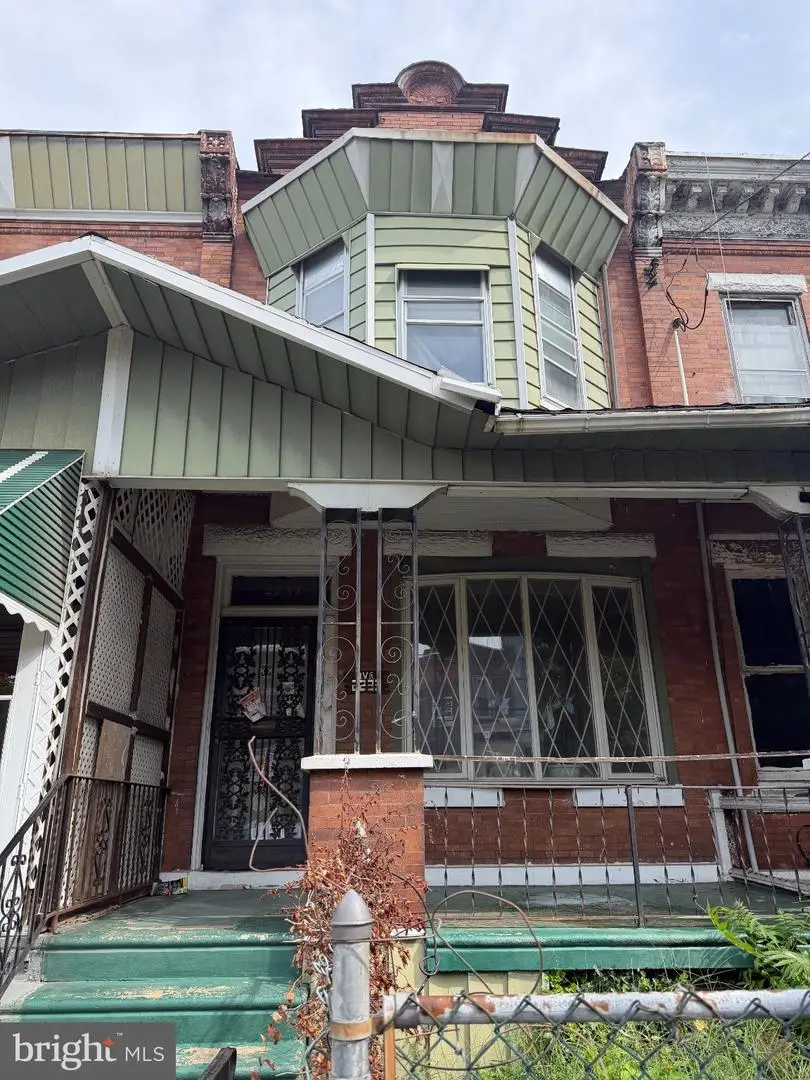 2233 W Ontario St, Philadelphia, PA 19140 - #1