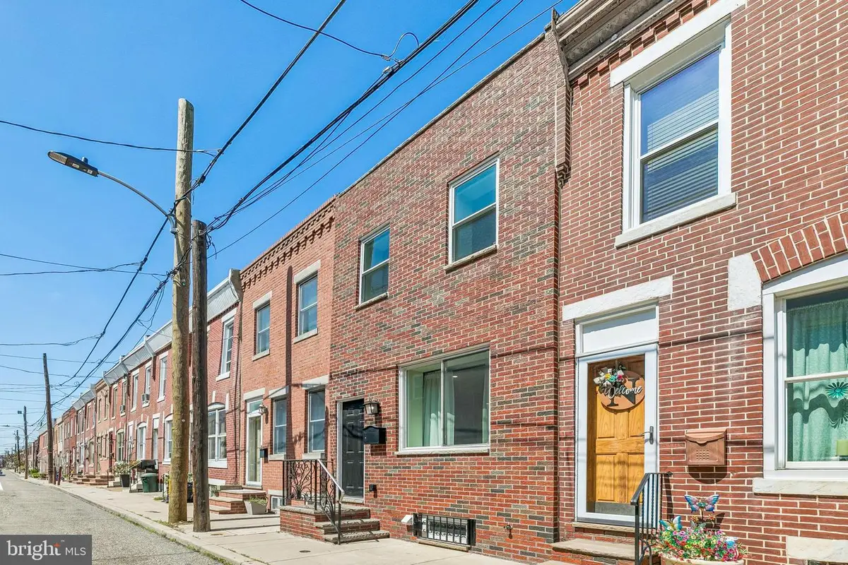 219 Daly St, Philadelphia, PA 19148 - #1