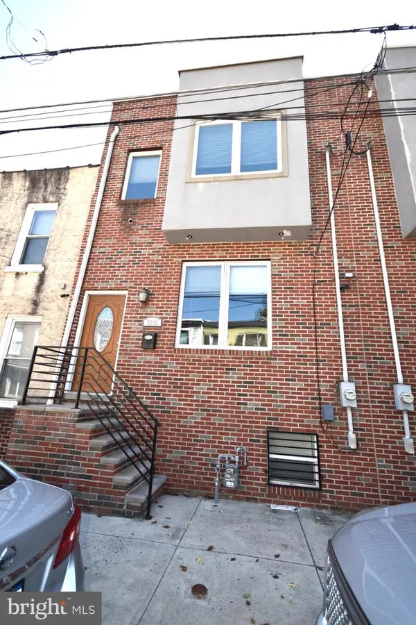 2649 Mercer St, PHILADELPHIA, PA 19125