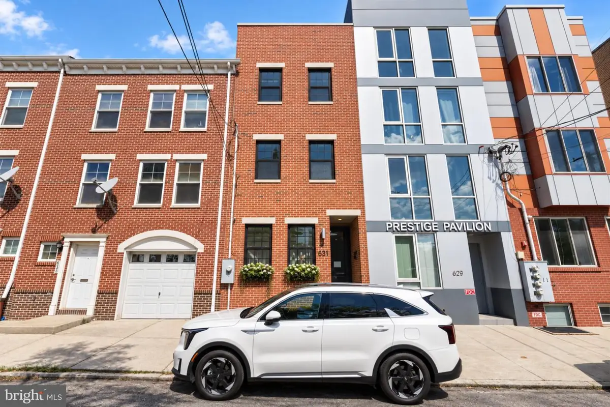 631 W Oxford St #2, Philadelphia, PA 19122 - #1