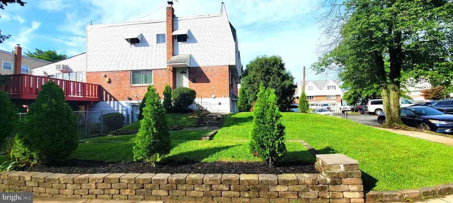 8951 Haven Pl, Philadelphia, PA 19152 - #2