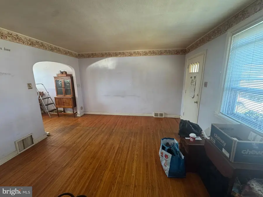 650 E Raymond, Philadelphia, PA 19120 - #3