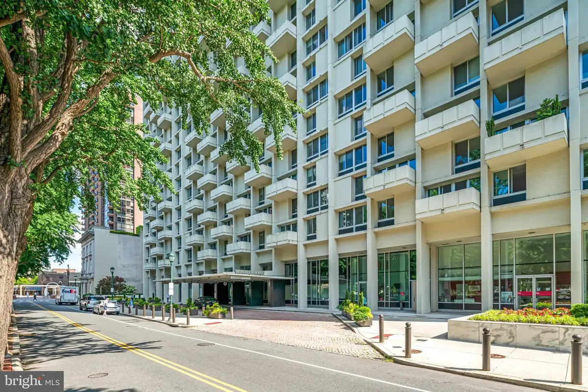 604-36 S Washington Sq #2505, Philadelphia, PA 19106 - #1