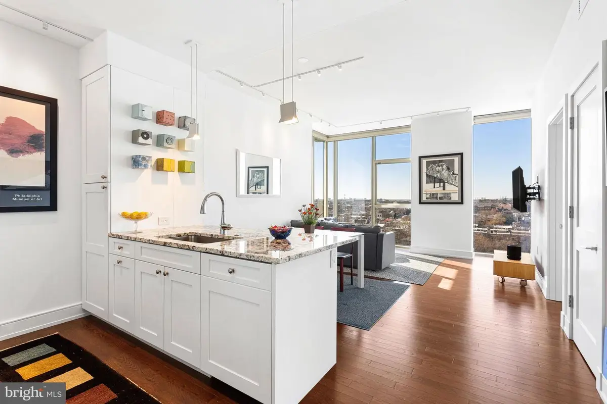 210-20 S 25th St #905, Philadelphia, PA 19103 - #1