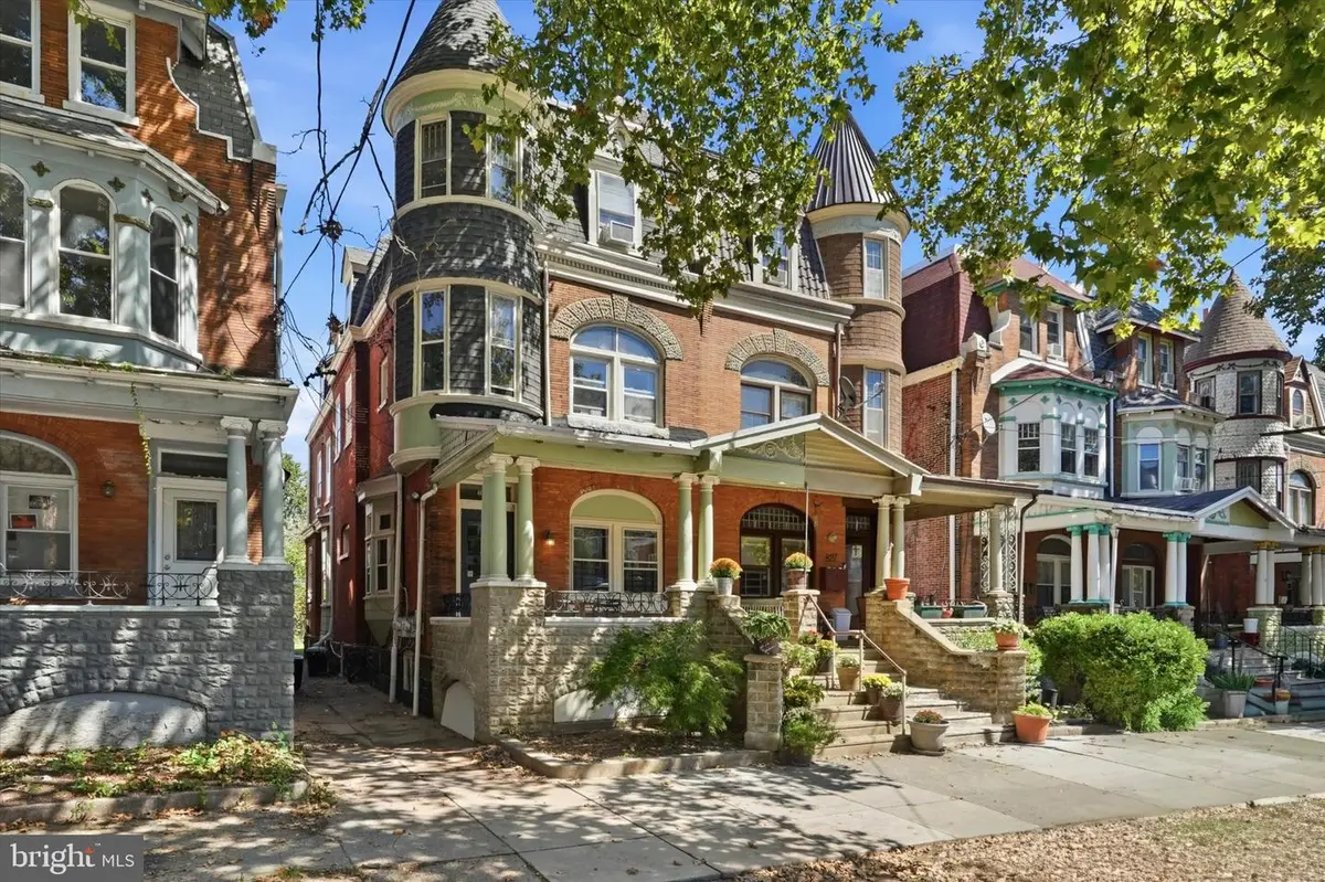 825 S 49th St, Philadelphia, PA 19143 - #1