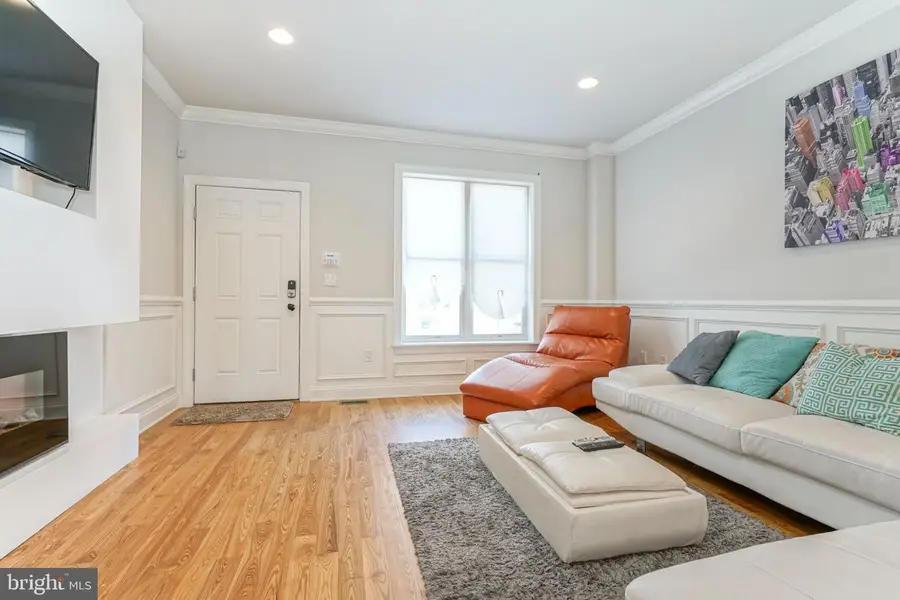 2332 Ellsworth St, Philadelphia, PA 19146 - #2