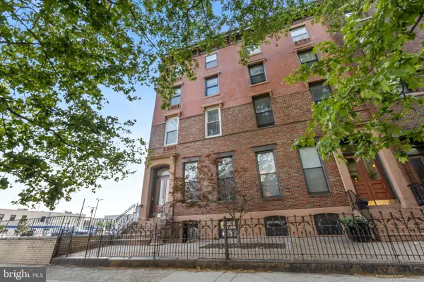 1326-00 S Broad St #1f, PHILADELPHIA, PA 19146